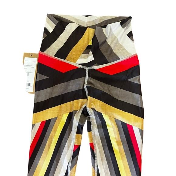 NWT Niyama Sol Las Vegas Golden Knights hockey colors leggings size small - Picture 2 of 4